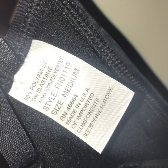 Black bikini top - Picture 3 of 6